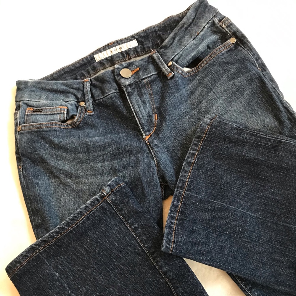 Joe’s Jeans Honey bootcut size 28